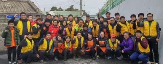 익산 '고정세와 좋은사람들' 연탄 나눔 봉사