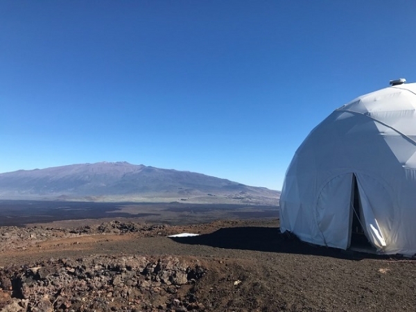 한석진 교수가 훈련기간 중 생활한 화성 거주지를 본뜬 지름 11m, 높이 6m의 돔 형태의 숙소