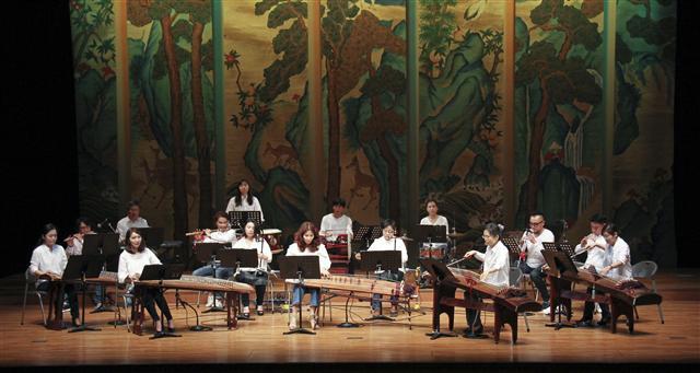 ▲ 관현악중주.