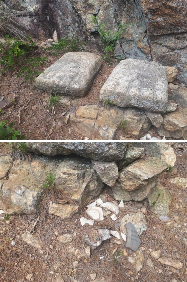 ▲ 불상의 바닥에는 돌출된 두 발과 깨진 토기를 찾아볼 수 있다.