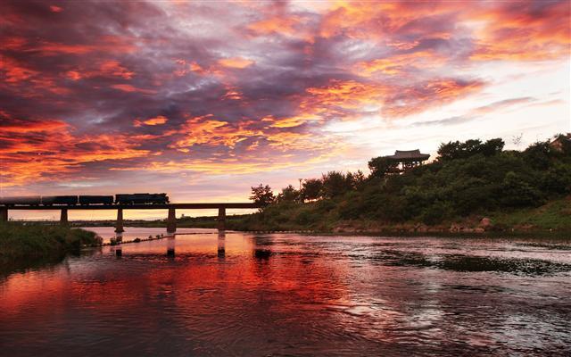 구 만경강철교와 비비정