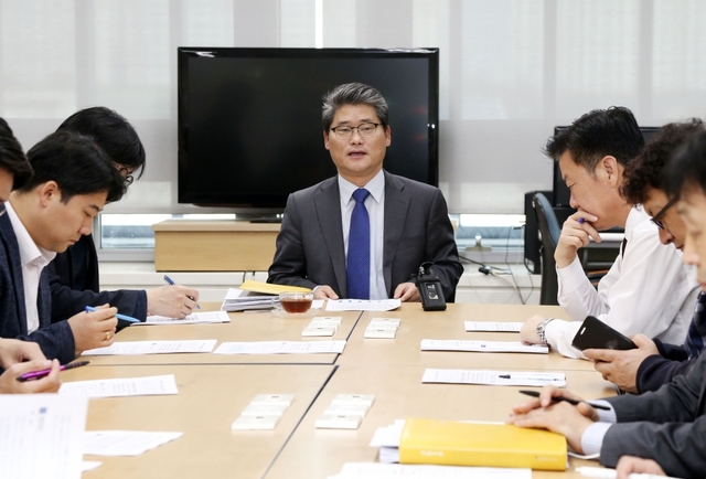 9일 10시 30분 도청 지방기자실에서  임상규기획조정실장이 2019년도 전라북도 예산편성관련하여 기자브리핑을 갖고 있다. /사진=전북도청 제공