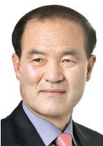 ▲ 이항로 진안군수