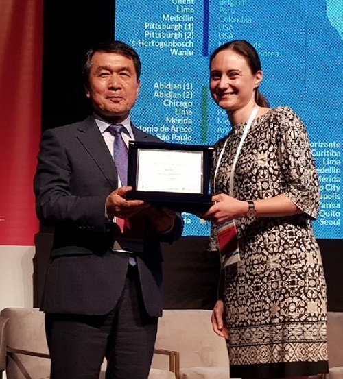 밀라노 도시먹거리 정책협약 특별상(거버넌스 부문) 수상 모습.