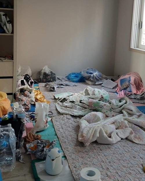 인부들이 공사기간 머무른 제보자 A씨의 집 내부 모습. 사진 제공=제보자