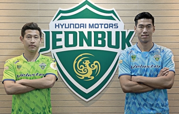 (왼쪽부터) 김민혁, 이범영 선수.