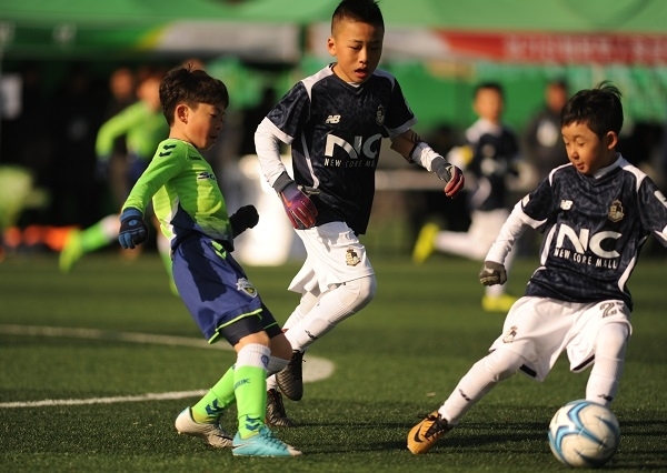 지난해 열렸던 금석배 전국 학생 축구대회 경기 모습. 사진 제공= 전북축구협회