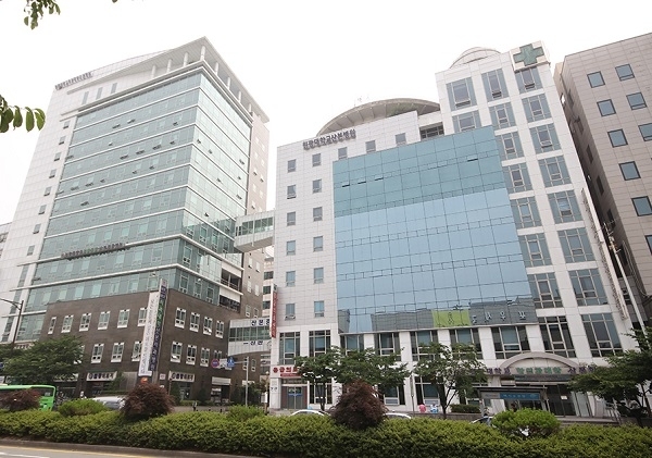 원광대학교 산본병원 전경.