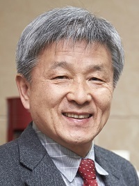 성시종 이사장.