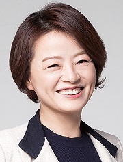 진선미 여성가족부 장관