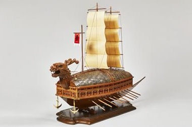 2018년 9월 18일부터 20일까지 평양에서 개최된 제3차 남북정상회담을 계기로 김정은 북한 국무위원장이 문 대통령에게 선물한 거북선 모형. 사진제공= 청와대