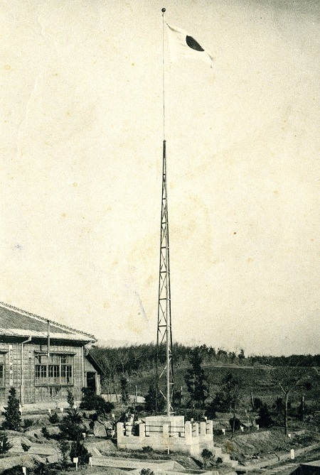 1930년대 중반 줄포초등학교에 걸려진 일장기. 사진 제공= (사)부안이야기 이사 정재철