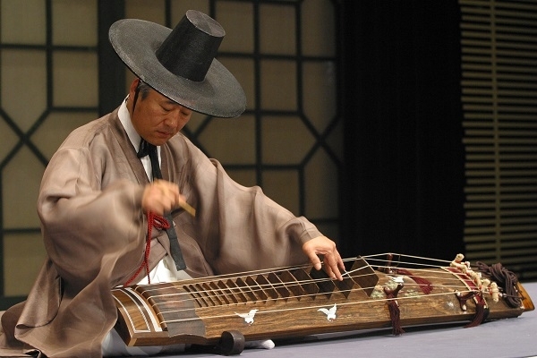 김무길의 ‘거문고산조’