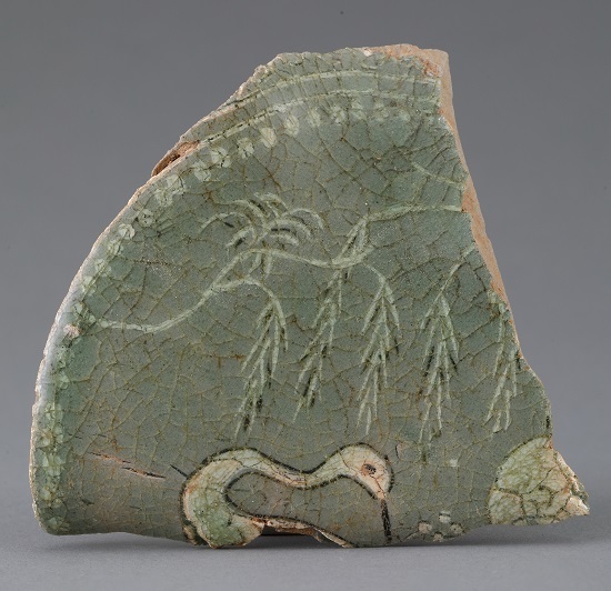 청자 물가풍경 무늬 병. 사진제공= 부안청자박물관