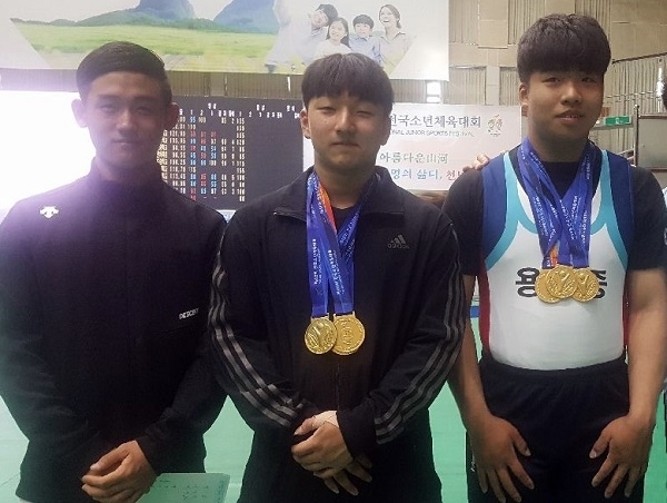 (왼쪽부터) 배민호, 유동현, 권민구 역도 선수