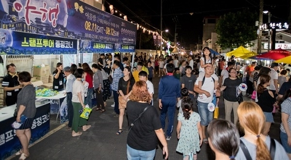 지난해 열린 '군산문화재 야행' 모습.