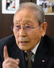 이인철 체육평론가