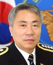 이동민 서장