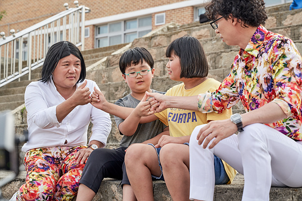 스틸 = tvN '유 퀴즈 온 더 블럭'