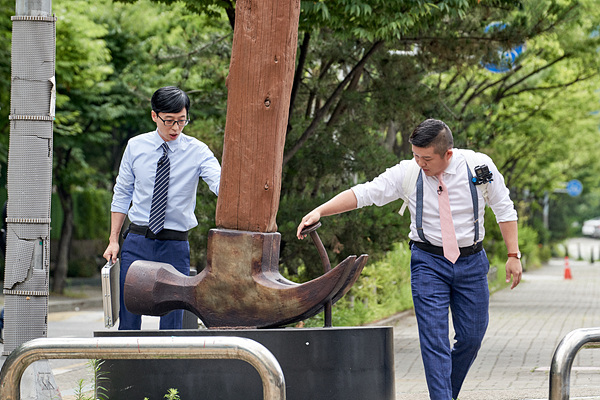 스틸 =  tvN `유 퀴즈 온 더 블럭`