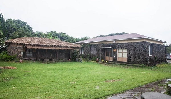 신풍리 전통가옥 전경. 사진=농협 제주본부 제공