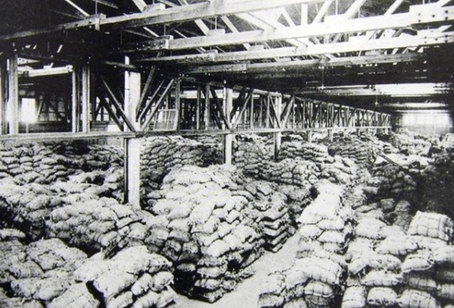 일제가 수탈한 쌀을 쌓아둔 창고