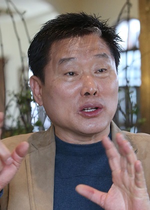 윤점용 한국서예협회 이사장