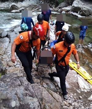 남원 지리산 뱀사골 계곡 인명구조 활동 자료사진.
