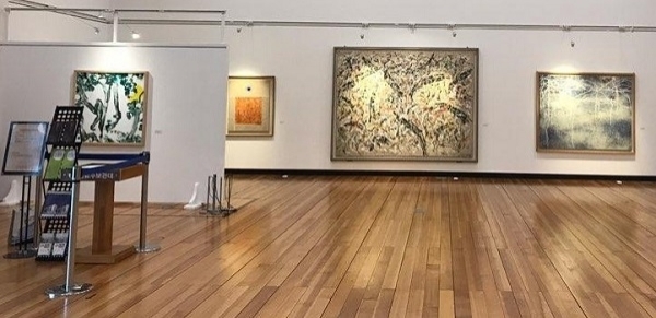 군산근대미술관 전시 모습.