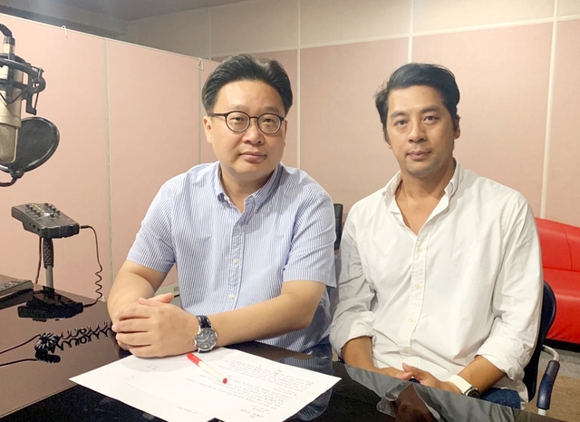 이번 영상을 기획한 서경덕 교수와 내레이션을 재능기부한 배우 권오중 / 사진 제공 = 성신여대 교양학부 서경덕 교수 연구팀