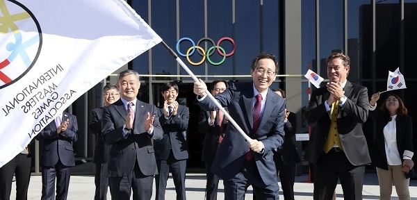 한국시간 2일 새벽 스위스 로잔 올림픽 박물관에서 열린 2022 아태마스터스대회 유치 프레젠테이션 발표 및 적격심사에 전라북도가 