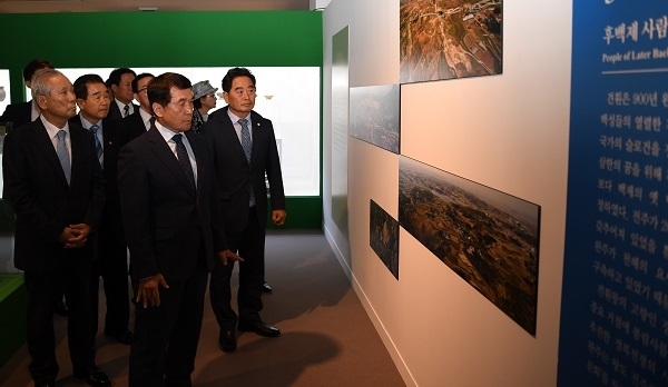 국립전주박물관 1층 특별전시관에서 열린 ‘오로지 오롯한 고을, 완주’ 특별전