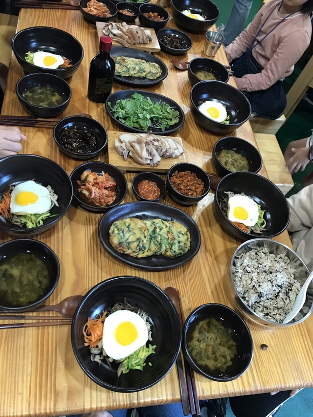 동백비빔밥 한상차림