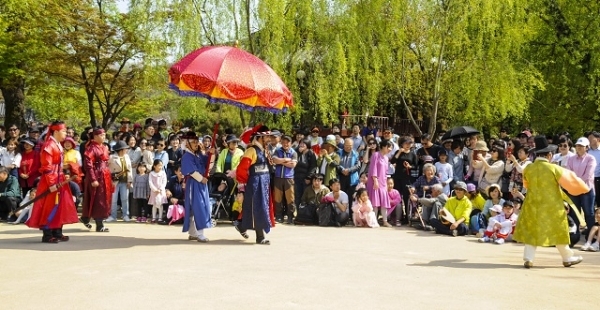 올해 펼쳐진 남원 신관사또 부임행차 공연. 사진제공=남원시