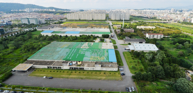 ▲ 전북도청에서 바라본 대한방직 전주공장 전경. 전북일보 자료사진