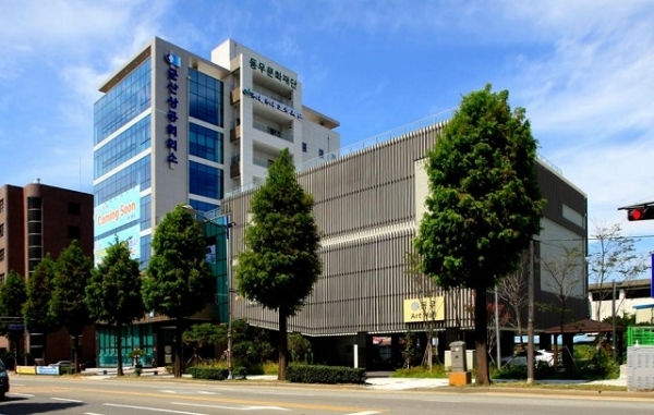 군산상공회의소 전경.