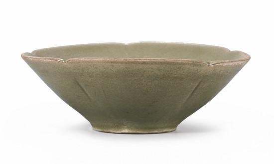 청자 꽃 모양 사발.