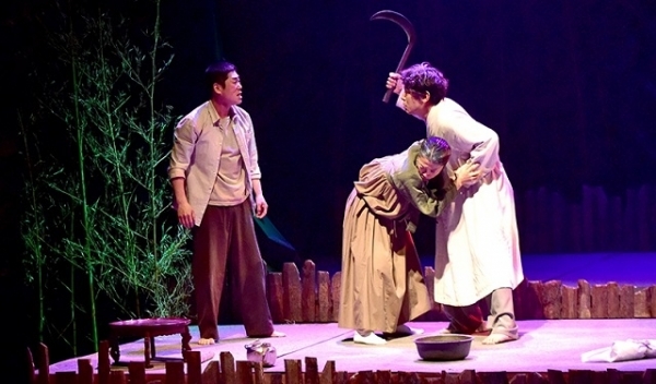 대한민국연극제에 출전해 은상을 받은 창작극회의 ‘아 부 조부’.