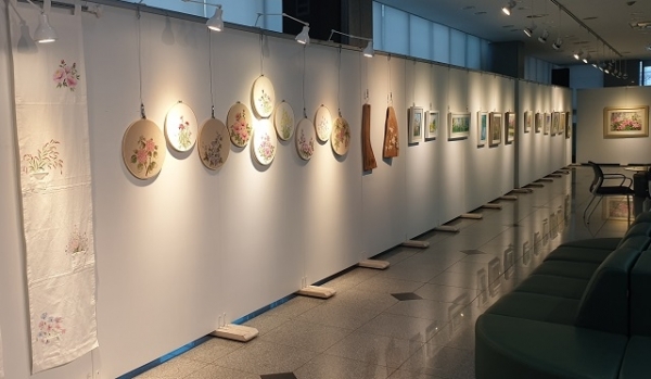 동아리 ‘천아트’ 회원들이 만든 작품들.