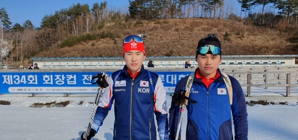 왼쪽부터 김용규, 최창환 선수