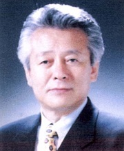 김용 전 우석대 예체능대학장