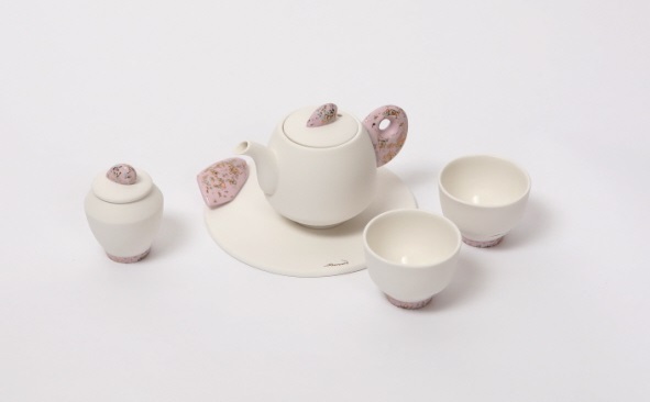 수공예 상품 창작지원 프로젝트 결과물 전시 작품.