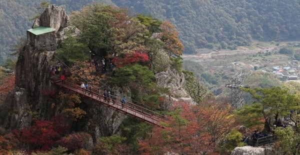 완주 대둔산 구름다리