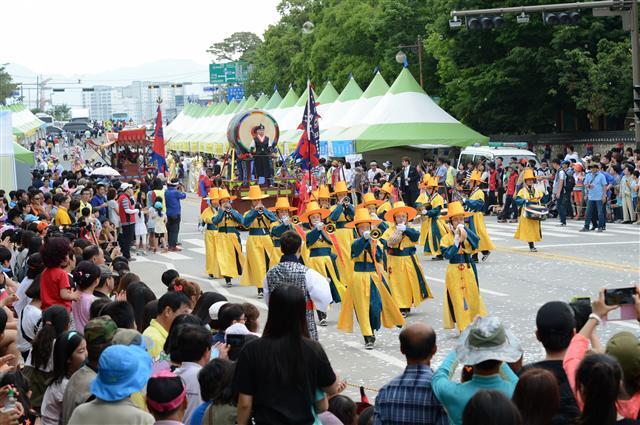 남원 춘향제 길놀이 모습. 전북일보 자료사진