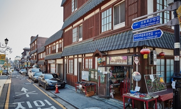 인천 중구청 앞 개항장 거리 모습. 사진= 인천관광공사 제공