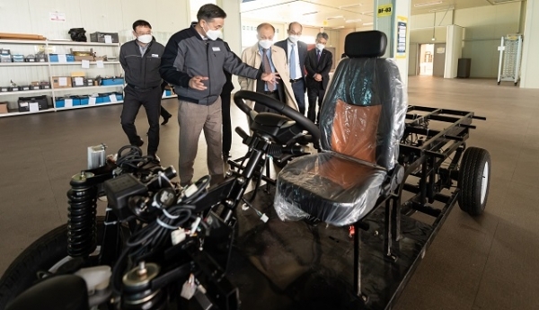 지난 13일 임용택 전북은행장이 군산시 오식도동에 위치한 대영엔지니어링(주)를 방문했다.