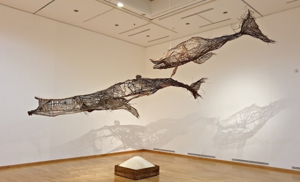 박경식(1956~ ), 나무, 610×230×140cm 가변설치, 2020.