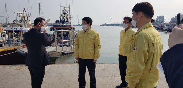 비응항 현장 점검에 나선 김양수 해수부 차관