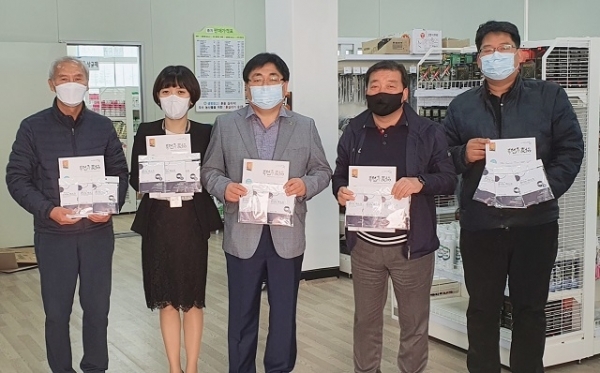 북전주농협이 조합원 1777명에게 1인당 3매씩 5300여장의 마스크를 배부했다.