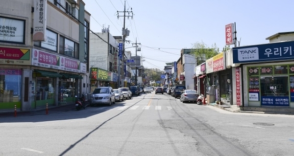 남원 동문로 상가거리.